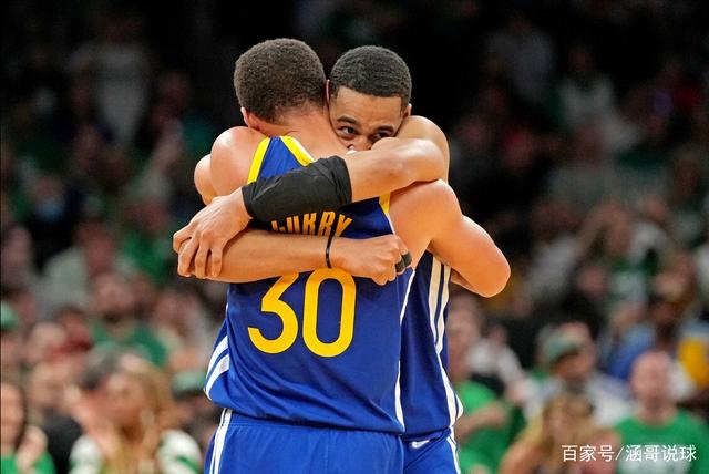 包含杜兰特赛后谦逊发言登热搜，尤文图斯横扫利雅得新月引发热议的词条